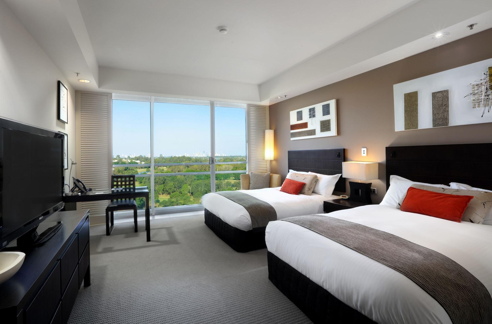 Racv Royal Pines Resort Gold Coast Benowa Экстерьер фото A typical guest room at the hotel